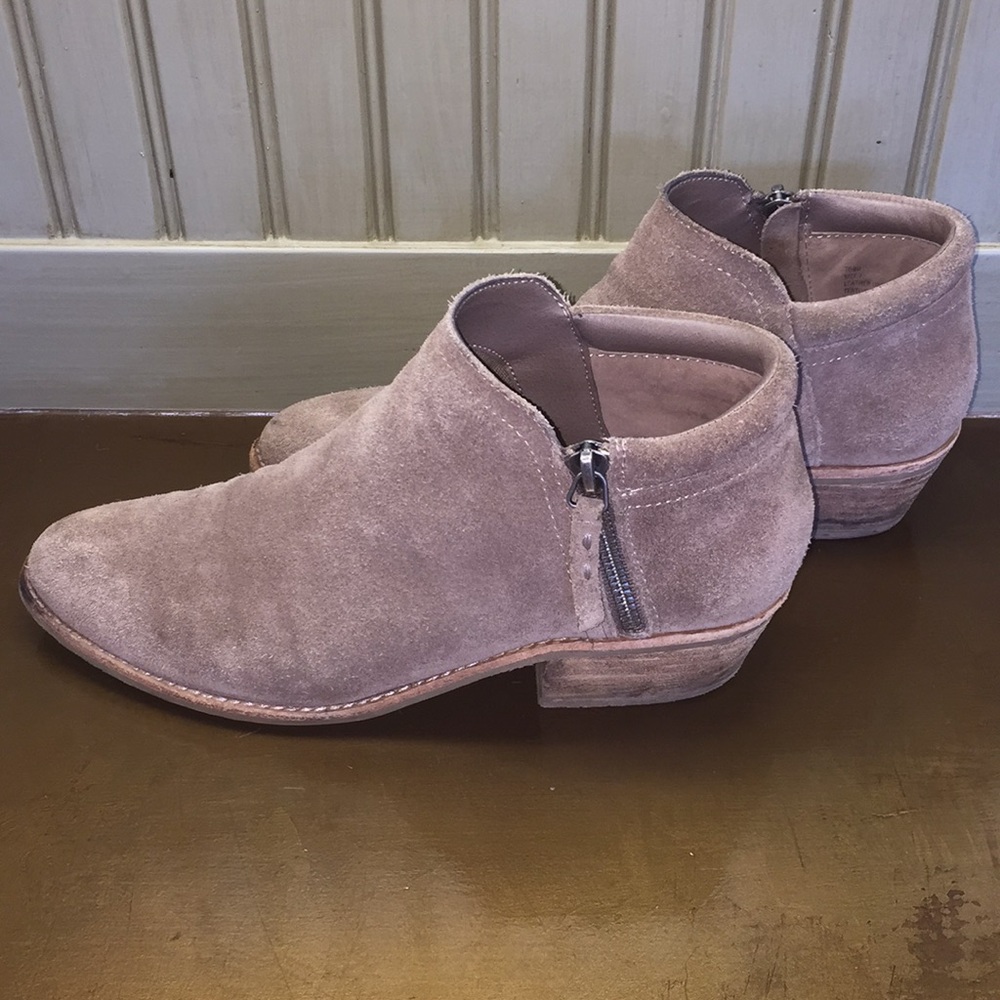 Steve Madden Tan Leather Ankle Booties - Fall Item